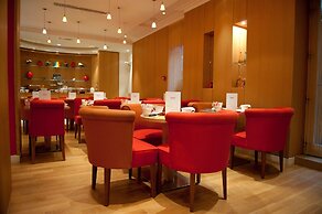 Hôtel Westside Arc de Triomphe