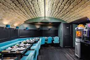 Hôtel Monceau Elysées