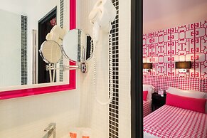 Hôtel Monceau Elysées