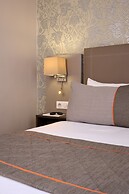 Timhotel Tour Eiffel