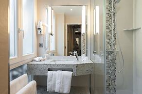 Best Western Plus Hotel Sydney Opera