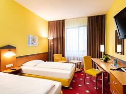 Plaza Hotel & Living Frankfurt