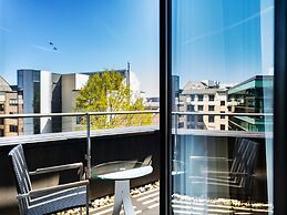 Plaza Hotel & Living Frankfurt