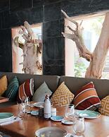 Pearl Beach Hotel