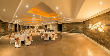 Howard Plaza - The Fern Agra