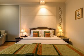 Howard Plaza - The Fern Agra