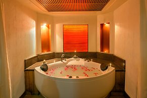 Howard Plaza - The Fern Agra