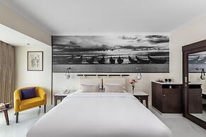 Vivanta Ernakulam, Marine Drive