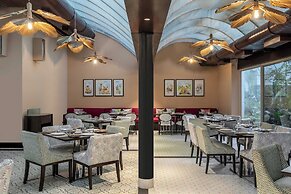 Vivanta Ernakulam, Marine Drive