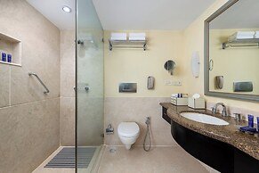 Vivanta Ernakulam, Marine Drive