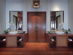 The Legian Seminyak, Bali