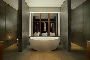 The Legian Seminyak, Bali