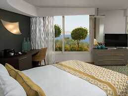 Dan Eilat