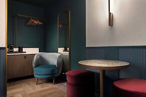 Puccini Hotel Milan, Tapestry Collection by Hilton