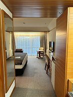 Commodore Airport Hotel