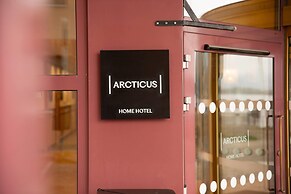 Home Hotel Arcticus