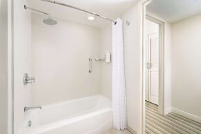 Embassy Suites by Hilton San Juan Hotel & Casino