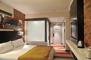 Garden Court Victoria Junction