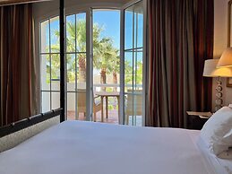 Las Dunas Grand Luxury Hotel