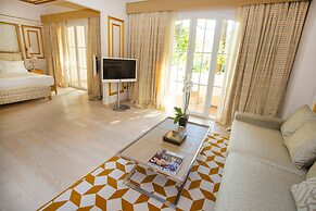 Las Dunas Grand Luxury Hotel