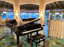 Las Dunas Grand Luxury Hotel