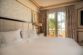 Las Dunas Grand Luxury Hotel