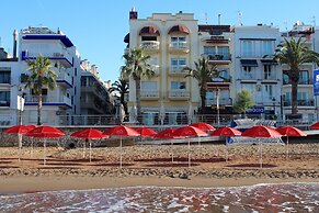 Hotel URH Sitges Playa