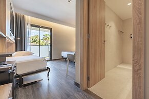 Hotel Astari