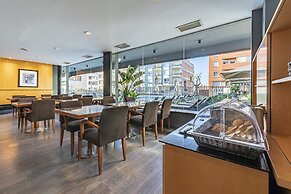 Hotel Astari