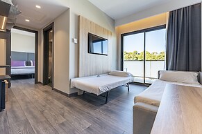 Hotel Astari