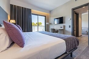 Hotel Astari