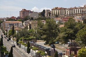 Hotel Astari