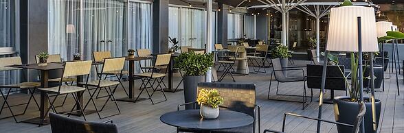 Hotel Astari