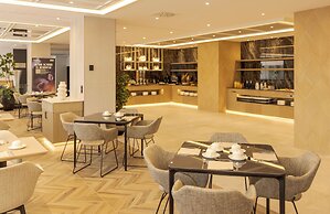 Hotel ILUNION Romareda