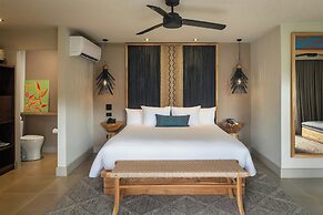 Punta Islita, Autograph Collection