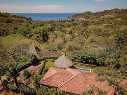 Punta Islita, Autograph Collection