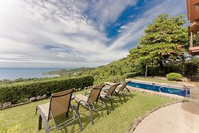 Punta Islita, Autograph Collection