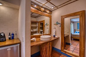 Punta Islita, Autograph Collection