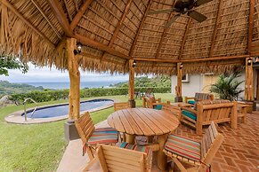 Punta Islita, Autograph Collection