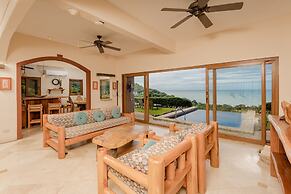 Punta Islita, Autograph Collection