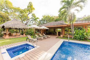 Punta Islita, Autograph Collection