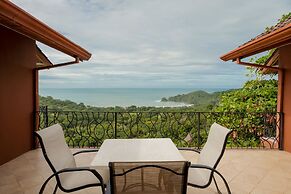 Punta Islita, Autograph Collection