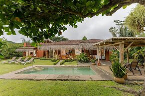 Punta Islita, Autograph Collection
