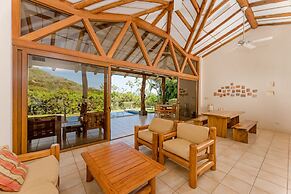 Punta Islita, Autograph Collection