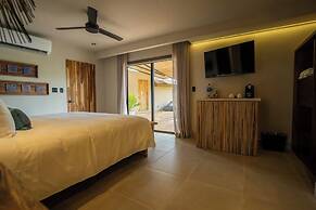 Punta Islita, Autograph Collection