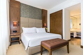 NH Collection Bogotá Teleport Royal