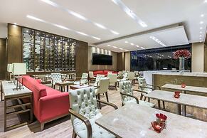 NH Collection Bogotá Teleport Royal