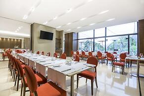 NH Collection Bogotá Teleport Royal