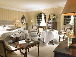 Hayfield Manor