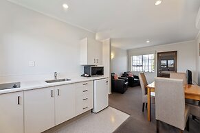 Knightsbridge Court Motor Lodge